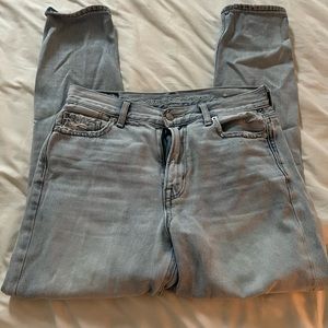 American Eagle Mom Jeans